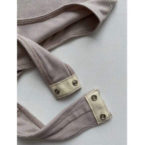 *** Betro Simone One Shoulder Ribbed Bodysuit ( M ) - Picture 2 of 3